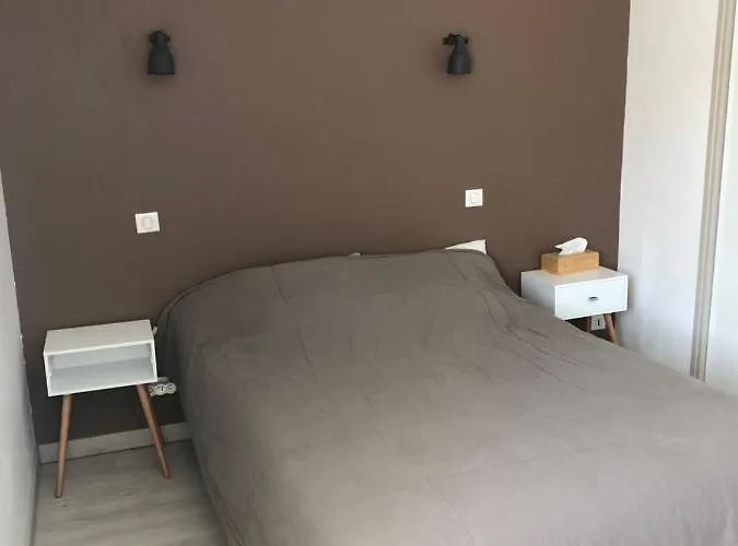 شقة Bel Proche Chateau Laurens *